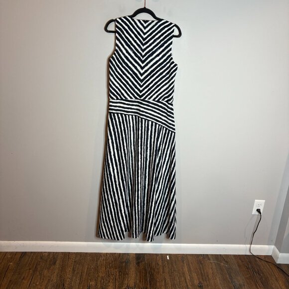 Armani Exchange Women's Wrap Stripe Printed Maxi Woven Dress - Picture 6 of 6